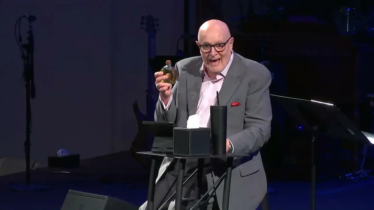 "On The Way To Your Miracle" | Pastor Alec Rowlands | 11/28/21