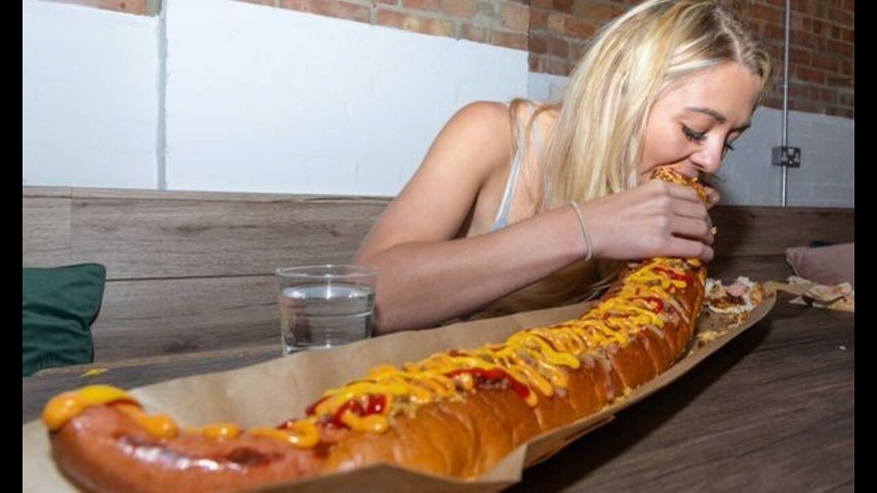 Female Homo Sapiens 9