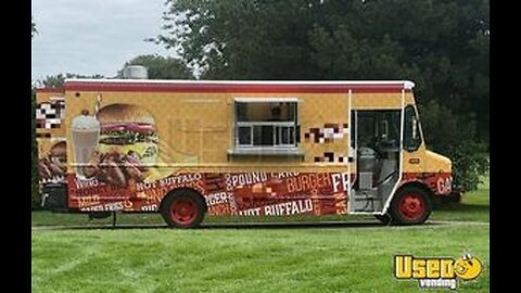 2005 29' Workhorse Forward All-Purpose Food Truck | Mobile Food Unit for Sale in Michigan