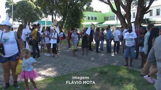 Manifestação em GV: atingidos realizam protesto pacífico na estação ferroviária no centro