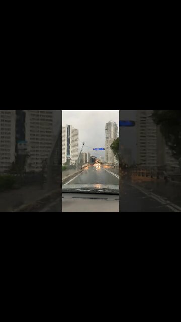 Surfers Paradise Rain