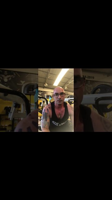 Afinal de contas, o desenvolvimento é para trapézio ou deltóides?