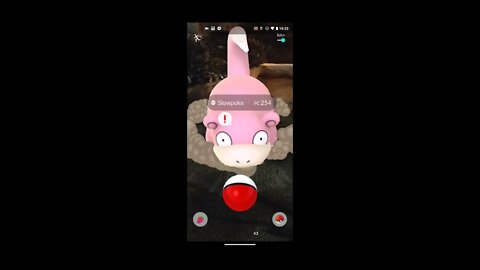 Jogando PokéGO fora de casa u.u