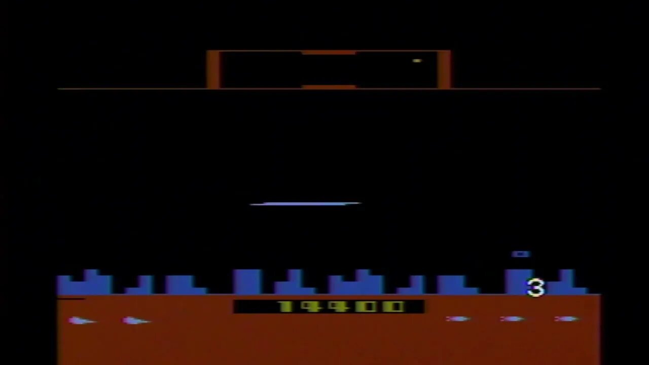 Defender (Atari 2600) Gameplay (RetroTINK 2X Pro, VCR)