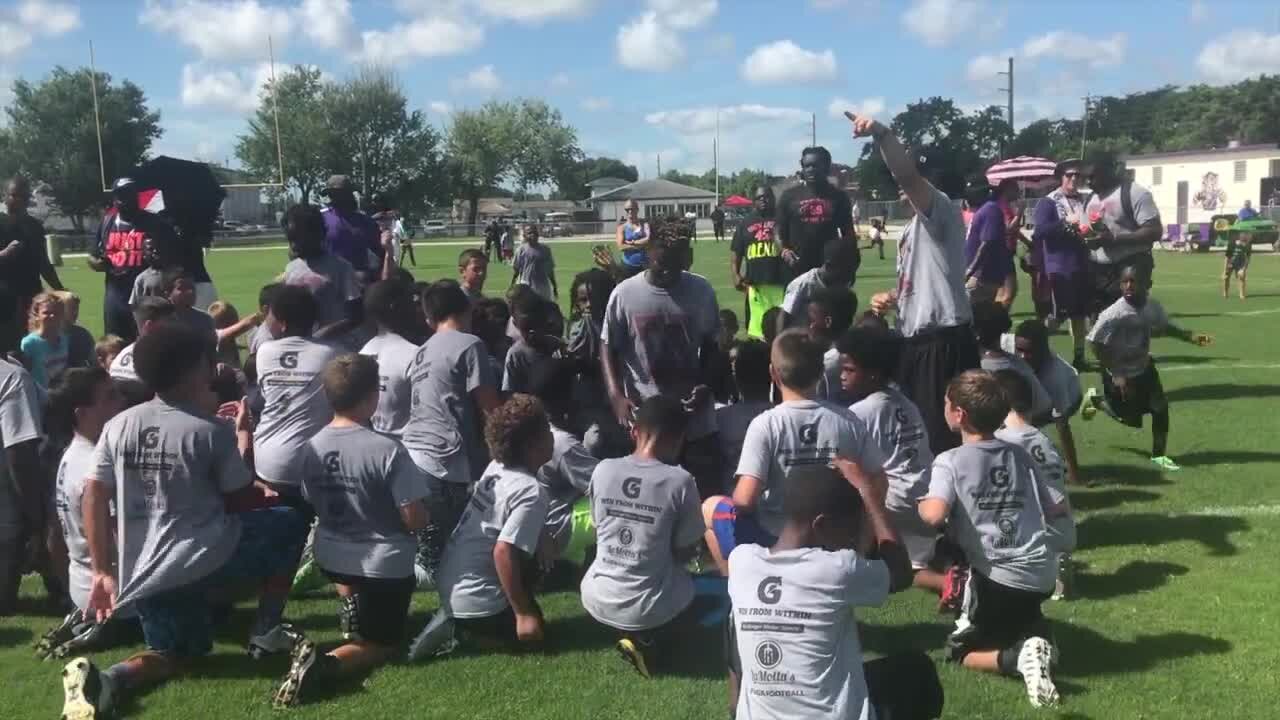 Cypress Lakes gets ready De'Vondre Campbell camp