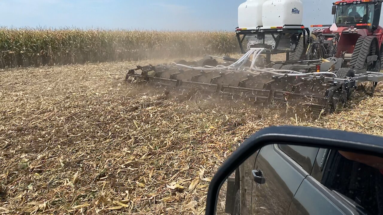 Rogue VT , vertical tillage with Montague air seeder￼