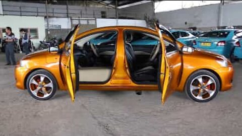 Mecânico cria automóvel bizarro de "duas faces"