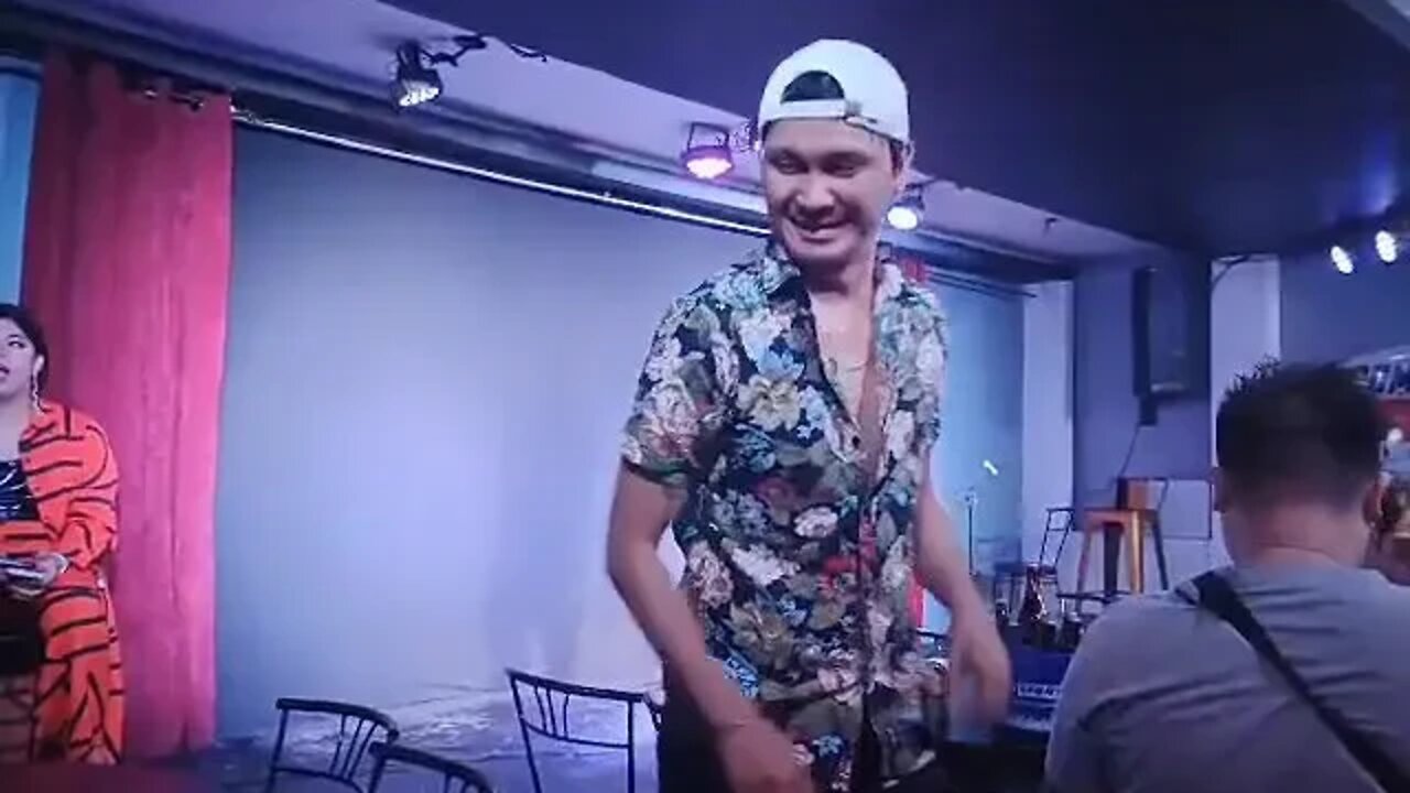 Fun Time With Friends #comedybar #jamming #singer #banda