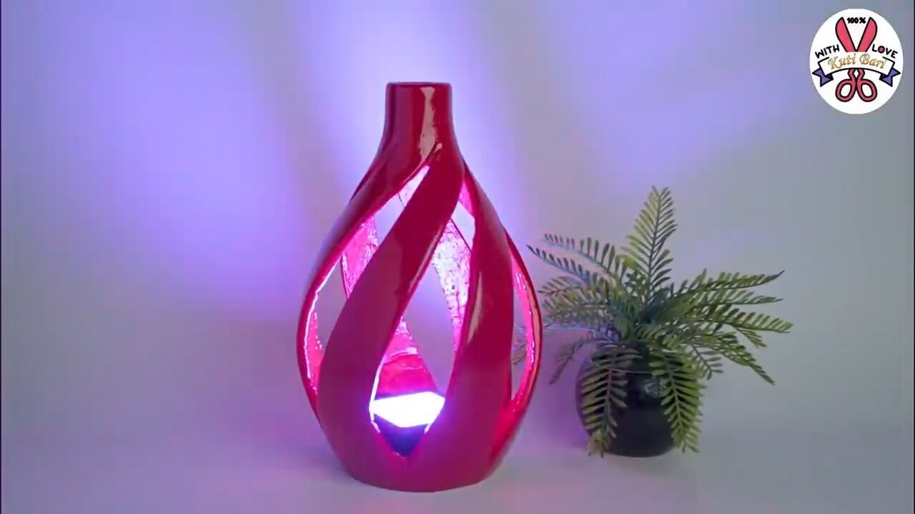 Table lamp making plastic bottle corner flower vase.lighting lamp making