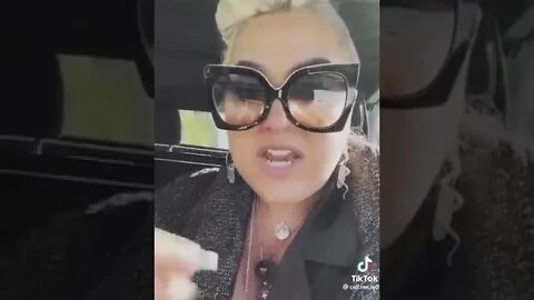 White People Are Mad At THIS (rightfully so)