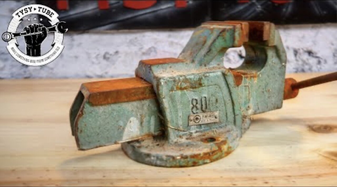 Rusty Old Vise Restoration