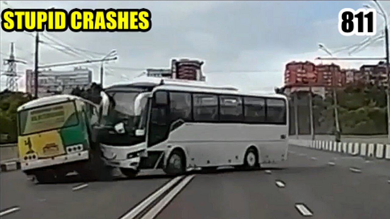 Stupid crashes 811 August 2023 car crash compilation