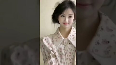 Sweet Cute Chinese Girl Charms With Her Personality