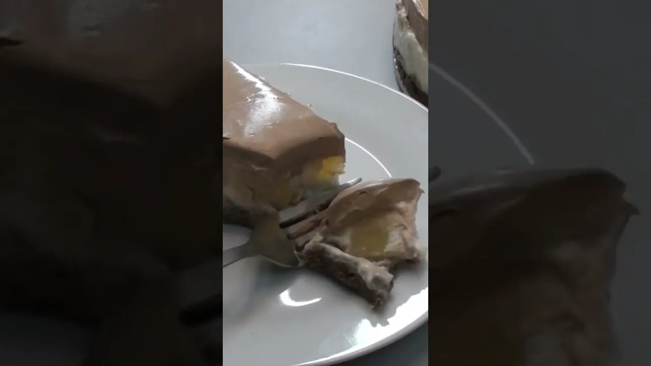 Satisfy Your Sweet Tooth with this Heavenly Chocolate Cream Dessert