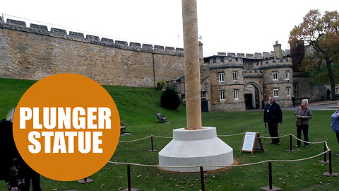 New monument makes uncanny resemblance to a giant TOILET PLUNGER