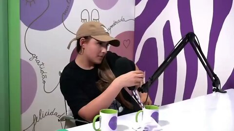 EU FICARIA COM A JADE PICON???