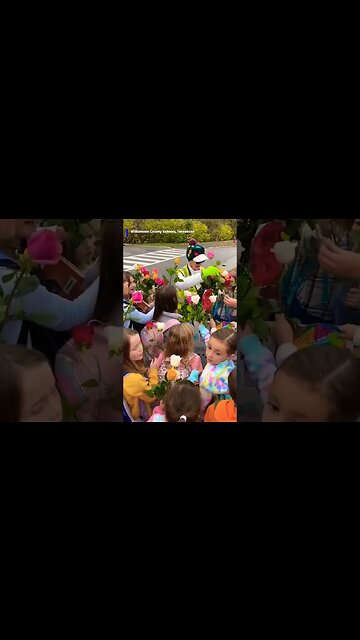 Students surprised a crossing guard who recently celebrated her 94th birthday with flowers! #shorts