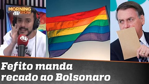 Fefito para Bolsonaro, sobre veto a filmes LGBT: “Gays também pagam imposto”