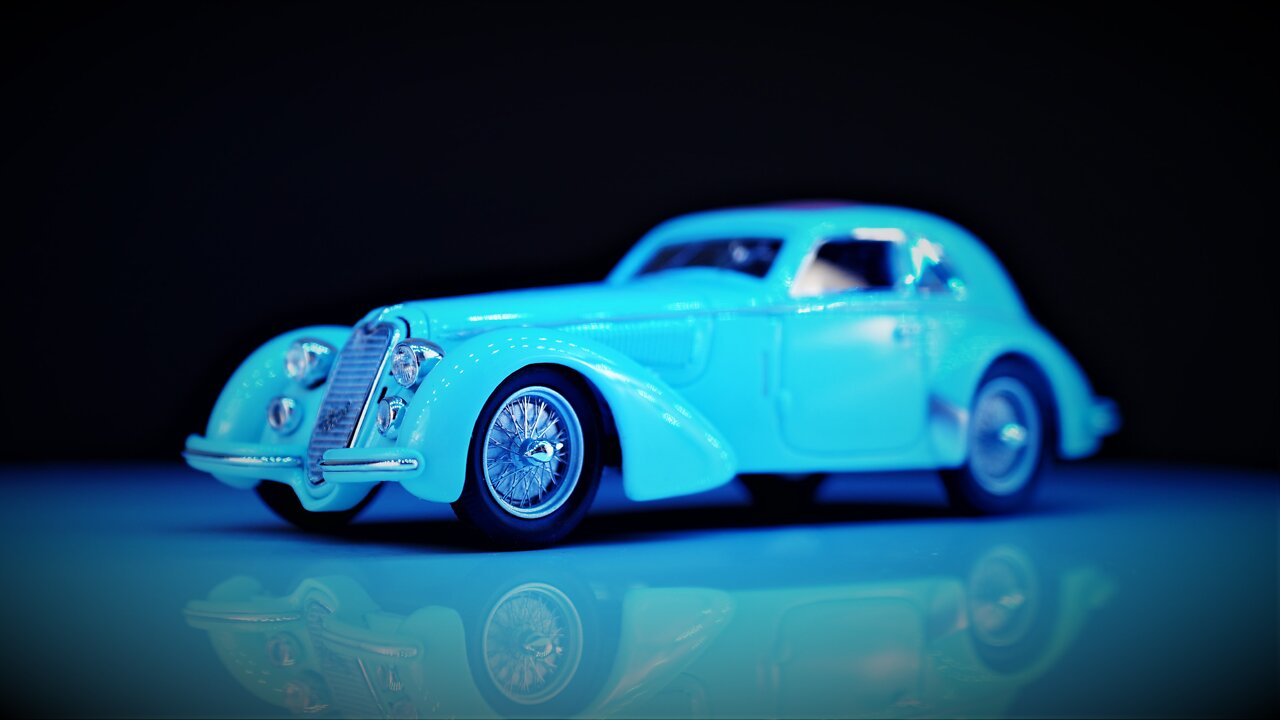 Alfa-Romeo 8C 2900B Loungo Touring Carrozzeria Superleggera - True Scale Miniatures 1/43