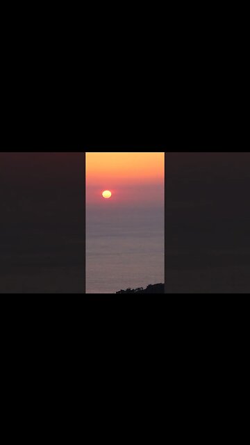 Colorful Ocean Sunrise in Japan [ Nature Sounds, Peaceful, Calming ]
