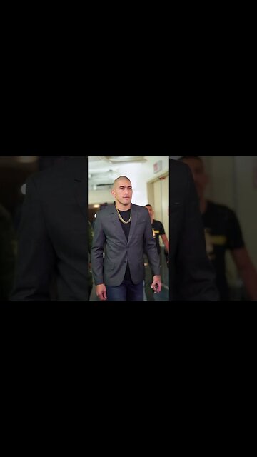 Your #UFC295 MAIN EVENT has arrived at the World's Most Famous Arena! 😬