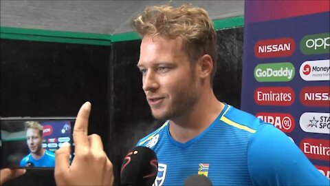 WATCH: David Miller on facing Lasith Malinga – watch the umpire’s tummy! (q6R)