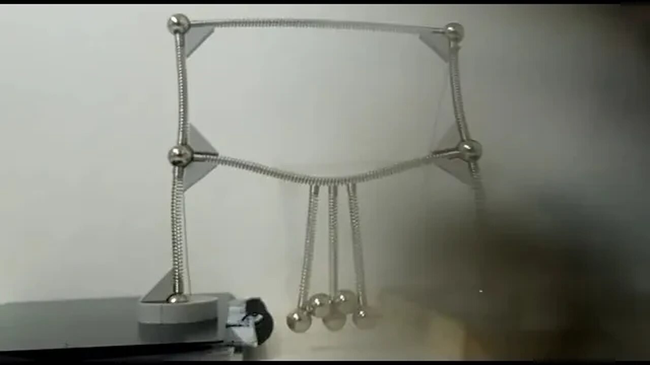 MolaModel Como múltiplos andares reduzem flecha Eng Estrutural Link kit mola na descrição