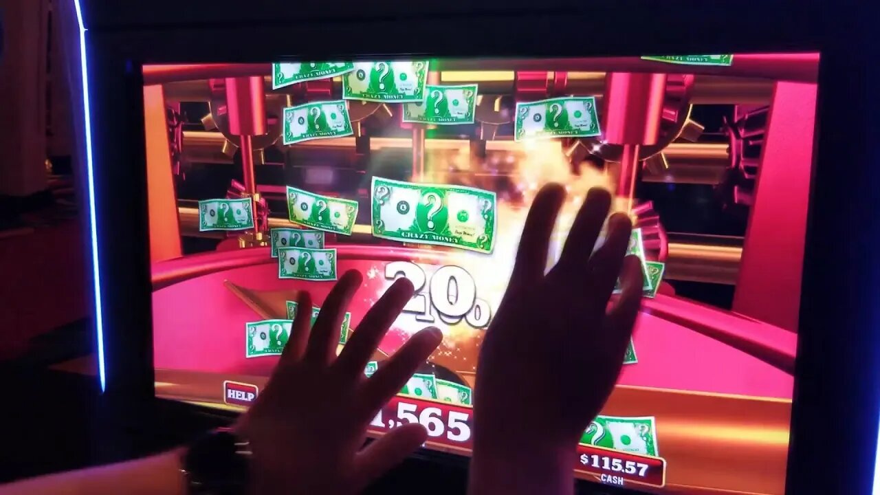 We Hit the BONUS AGAIN!! Crazy Money Deluxe Slot Machine at the Casino!!