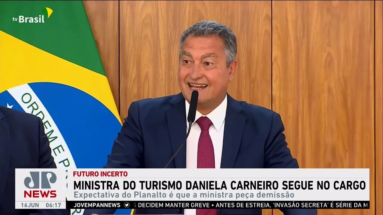 Ministra do Turismo, Daniela Carneiro, segue no cargo após reunião com Lula