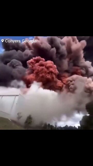 A BIOLAB IN GEORGIA ON FIRE AND SENDING MASSIVE PLUMES
