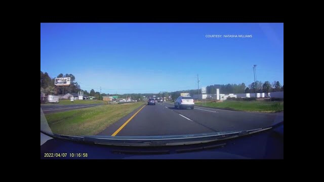 Dashcam video shows small plane crash onto Georgia roadway