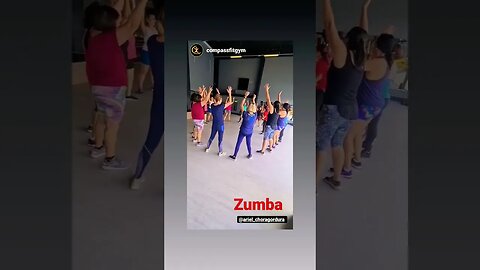 Aula de Zumba .