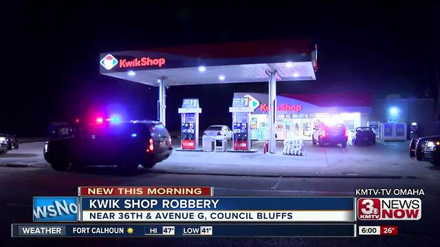 Council Bluffs Kwik Shop robbed overnight