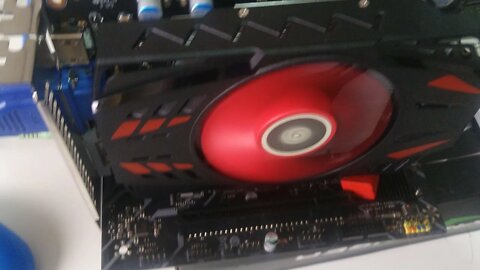 Placa de Vídeo AMD Radeon HD6750 1GB GDDR5 Graphicsplayer, primeiras impressões e instalação.