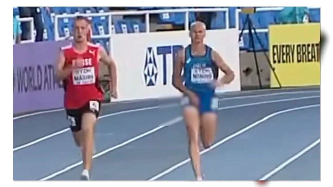 Runner has legendary 'wardrobe malfunction'