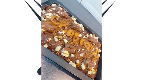 Salted caramel fudge brownies