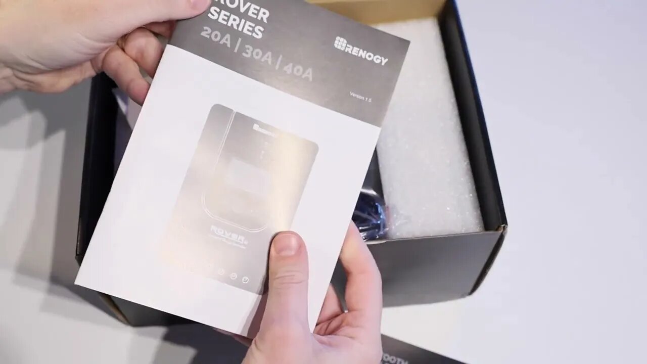 Unboxing the Renogy Rover 30A MPPT Solar Charge Controller with BT Module