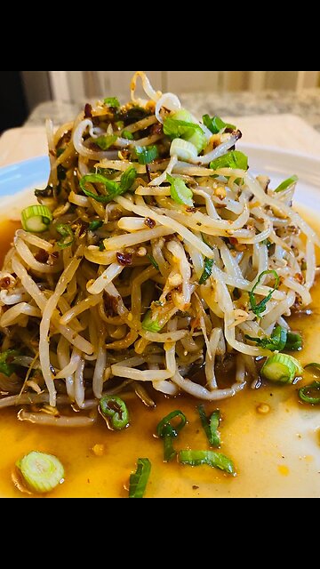 Bean Sprouts Side Dish 凉拌豆芽