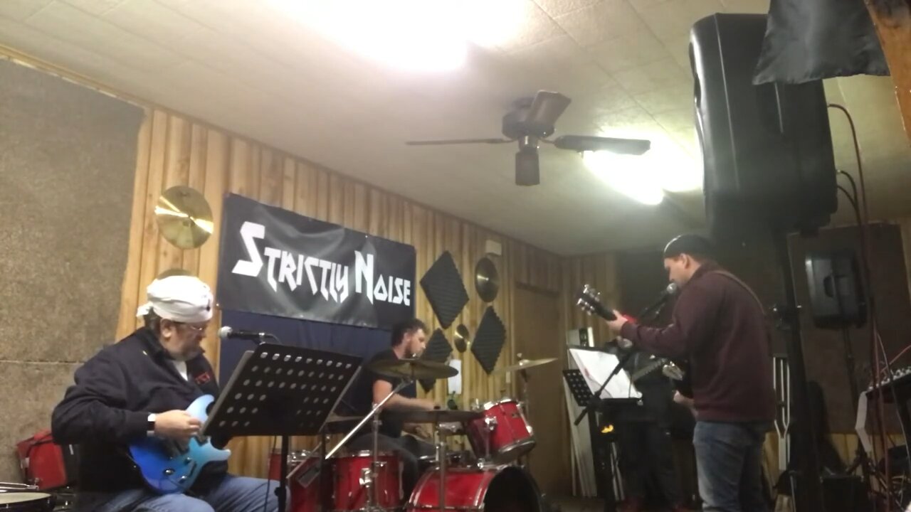 Rock Dojo: Gimmi Some lovin (The Blues Brothers cover)