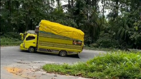 the truck goes through sharp inclines and turns