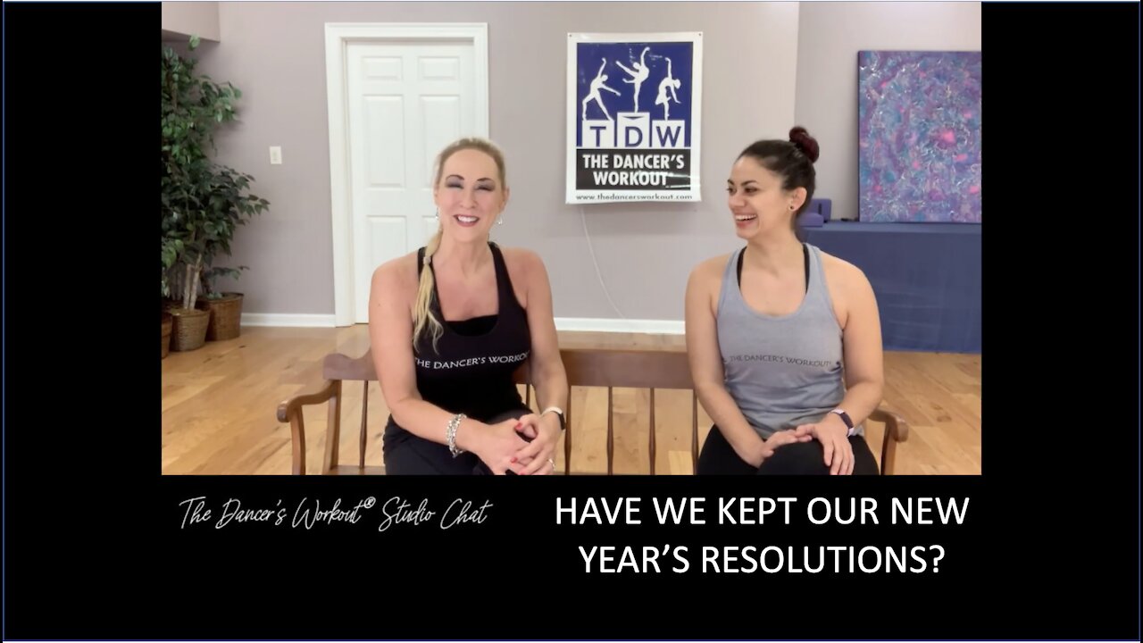 HAVE WE KEPT OUR NEW YEAR'S RESOLUTIONS? - TDW Studio Chat 82 with Jules and Sara