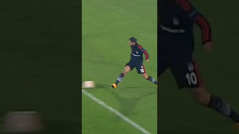 🇹🇷 Oğuzhan Özyakup finishing a lovely team move... #shorts #football #clips #shortsfeed