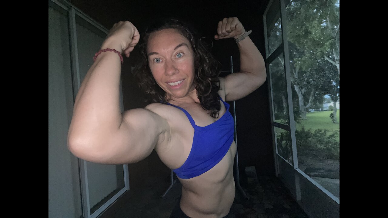 Muscle Woman Does Tabata Pull-Ups to Scare Away Hurricane Milton