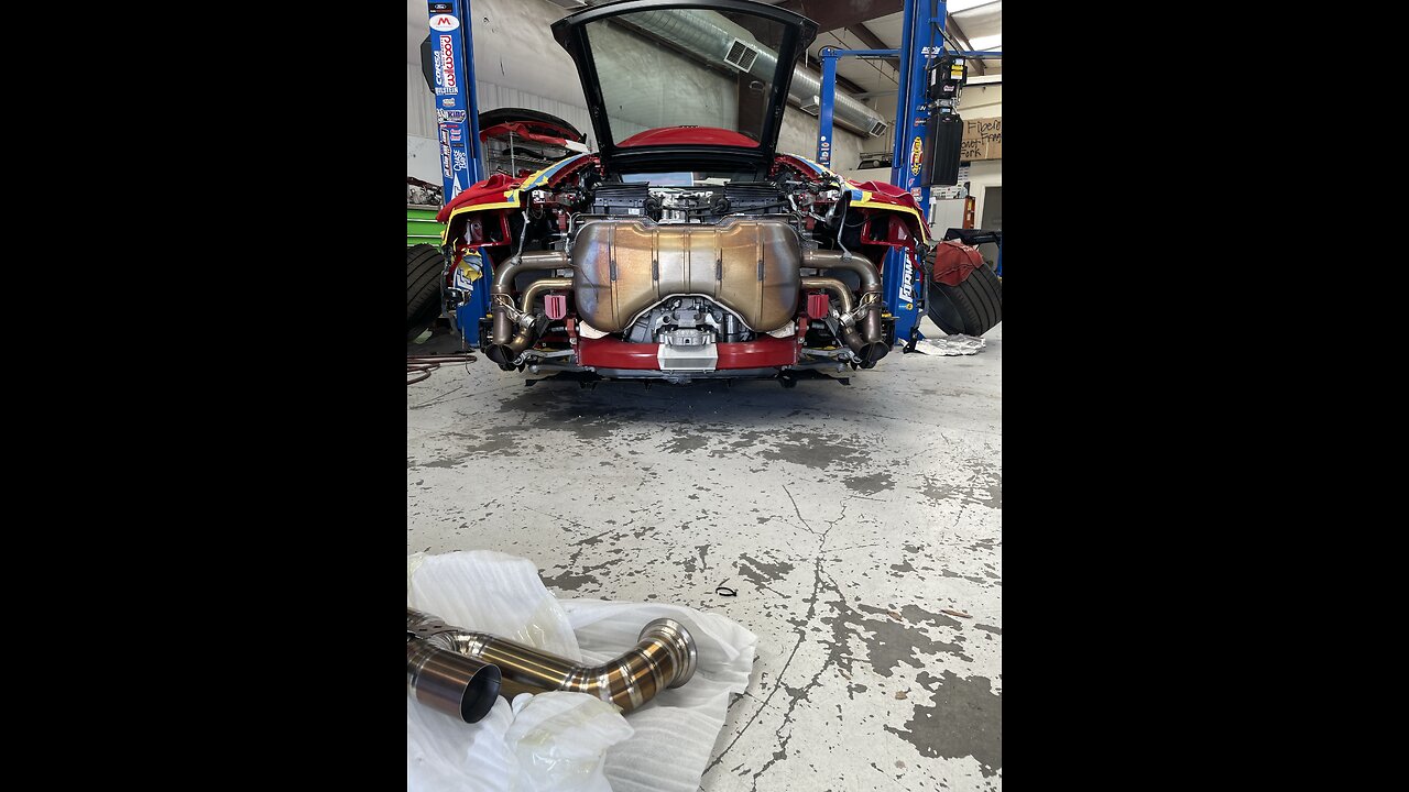 2023 Audi R8 GT rear muffler exposed.