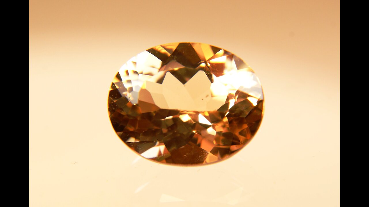 Stunning Golden Heliodor Oval 10.1x8.2 mm, 2.54 Carats