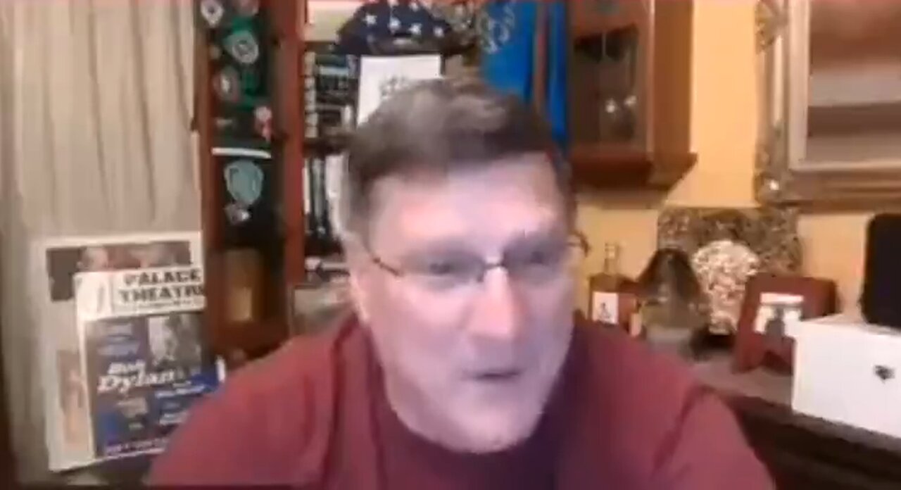 Scott Ritter advises hezbollah to attack Israel with all they've got