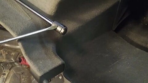 Replacing trunk lid struts on a Mercedes R230 SL500.-8