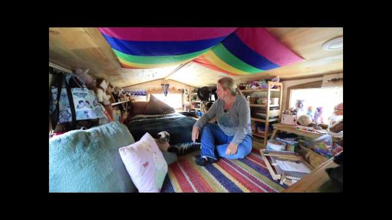 Tiny House Kids Loft Design - Clever Space Saving Hack