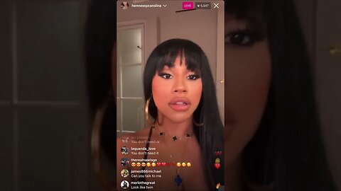 Cardi B’s Sister Carolina Instagram Live. Gets Compared To Selena & Shows Off He Figure. 16.01.23.