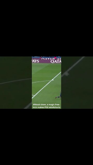 #Messi show, a magic free kick makes PSG win#shorts